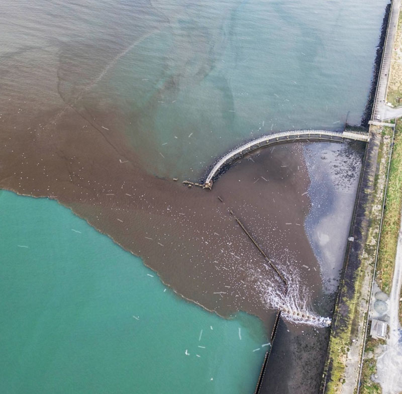 untreated sewage being pumped into the Dublin bay